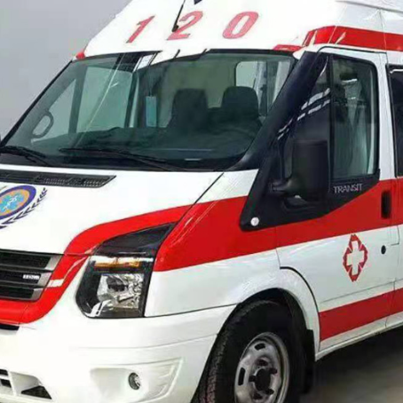 卫滨非急救护送病人转院租赁救护车的优缺点对比